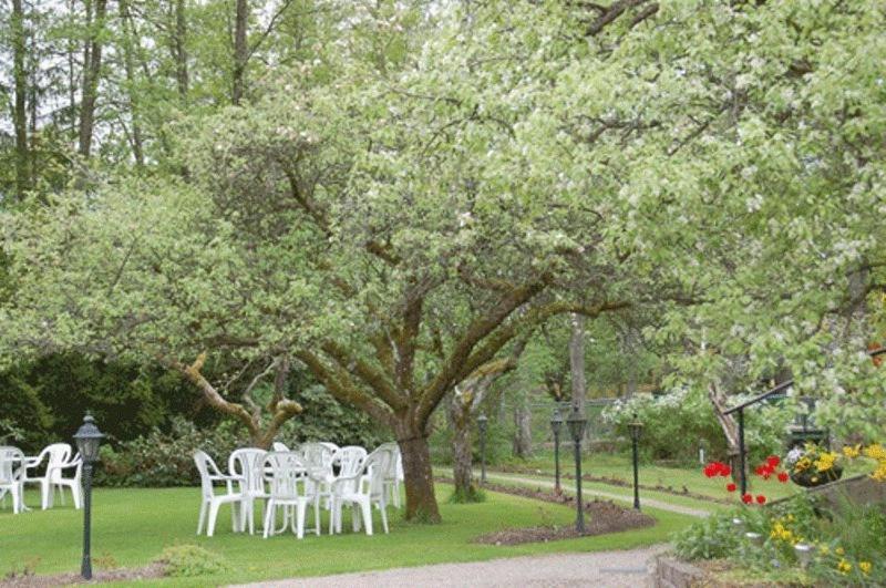 Solvikens Pensionat Ingelstad  Buitenkant foto